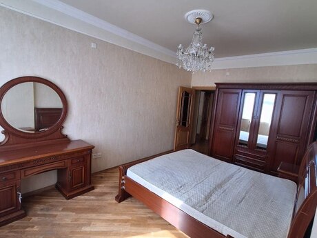 3 otaqlı yeni tikili - Badamdar q. - 130 m²