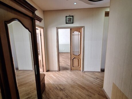 3 otaqlı yeni tikili - Badamdar q. - 130 m²