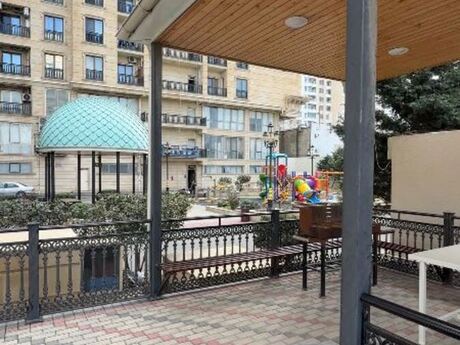 2-комн. новостройка - м. Элмляр Академиясы - 107 м²