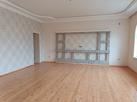 4 otaqlı həyət evi/bağ evi - Masazır q. - 200 m²