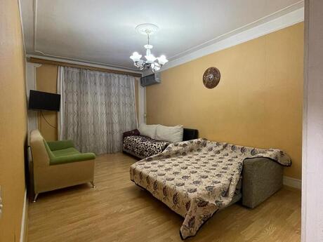 2 otaqlı köhnə tikili - Dərnəgül m. - 60 m²