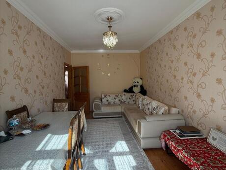 3 otaqlı köhnə tikili - Yeni Günəşli q. - 80 m²
