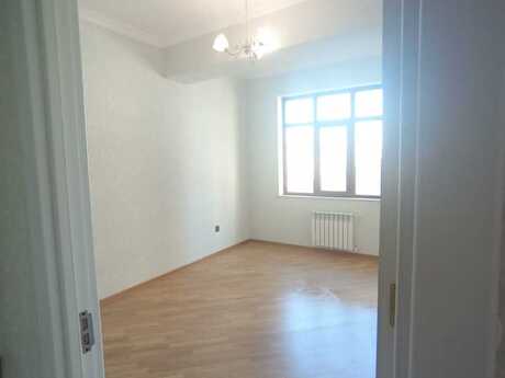 3 otaqlı yeni tikili - Bayıl q. - 130 m²