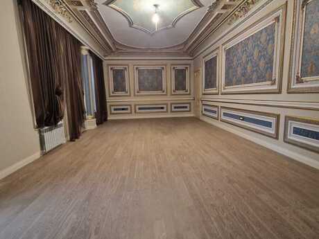 5 otaqlı köhnə tikili - Sahil m. - 220 m²