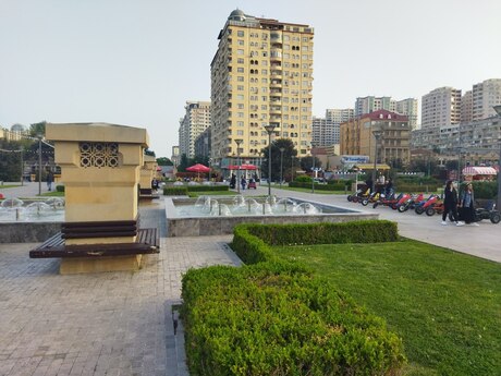 3 otaqlı köhnə tikili - İnşaatçılar m. - 115 m²