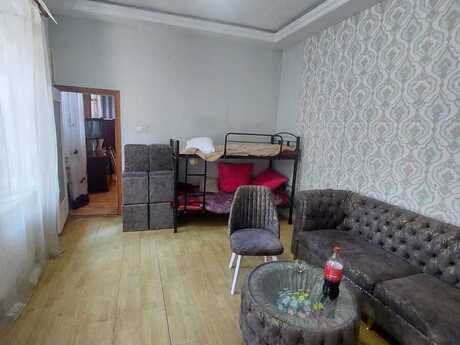 3 otaqlı həyət evi/bağ evi - 28 May m. - 95 m²