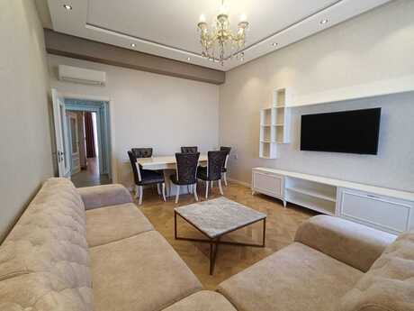 2 otaqlı yeni tikili - Ağ şəhər q. - 97 m²