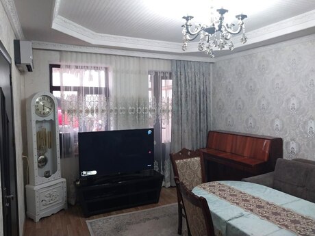 3 otaqlı köhnə tikili - Binəqədi r. - 70 m²