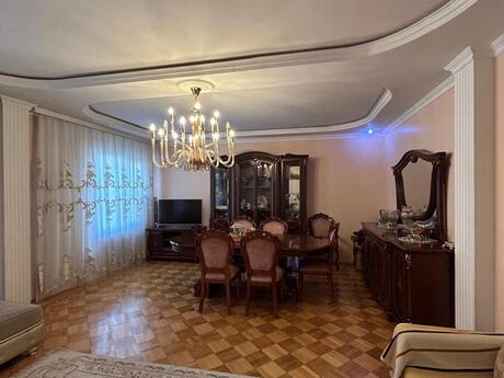 4 otaqlı köhnə tikili - İnşaatçılar m. - 110 m²