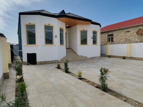 5 otaqlı həyət evi/bağ evi - Savalan q. - 140 m²