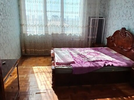 3 otaqlı köhnə tikili - 20 Yanvar m. - 75 m²
