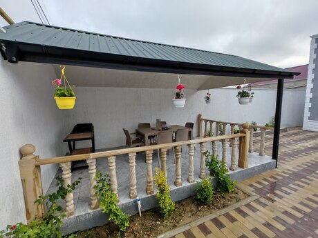 4 otaqlı həyət evi/bağ evi - Savalan q. - 135 m²