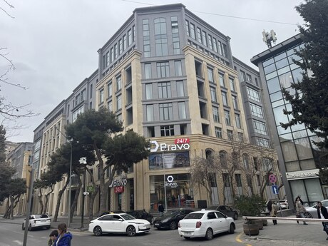 4 otaqlı yeni tikili - Nərimanov r. - 212 m²