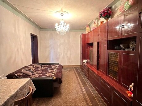 3 otaqlı köhnə tikili - Əhmədli m. - 90 m²