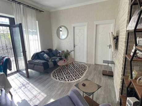 3 otaqlı həyət evi/bağ evi - Novxanı q. - 70 m²