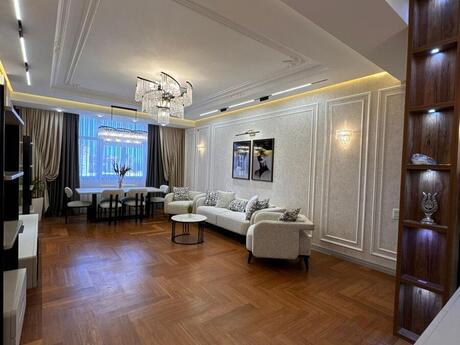 3-комн. новостройка - м. Нариман Нариманов - 140 м²