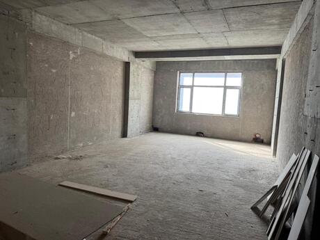 4 otaqlı yeni tikili - Nizami m. - 255 m²