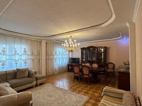 4 otaqlı köhnə tikili - İnşaatçılar m. - 100 m²