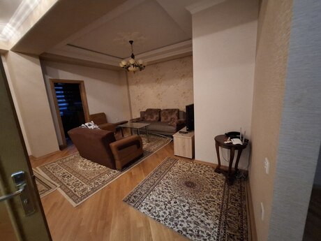 3 otaqlı yeni tikili - Şah İsmayıl Xətai m. - 140 m²