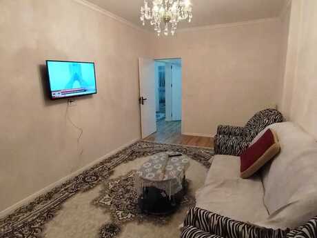3 otaqlı köhnə tikili - Yeni Günəşli q. - 70 m²