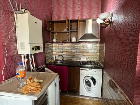 1 otaqlı yeni tikili - İnşaatçılar m. - 24 m²