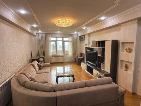 Elan №6107016 - Bakı, Nəriman Nərimanov m., 3 otaqlı, 107 m², 17/18 mərtəbə