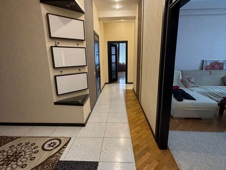 3 otaqlı yeni tikili - Nizami m. - 160 m²