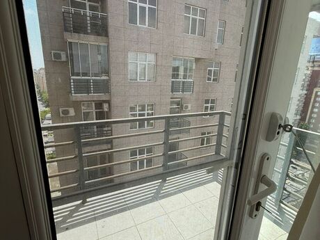 3 otaqlı yeni tikili - Nizami m. - 160 m²
