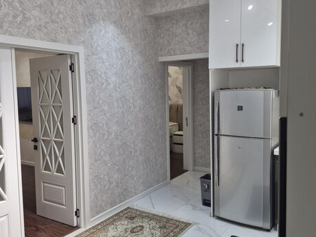 1 otaqlı yeni tikili - Şah İsmayıl Xətai m. - 74 m²