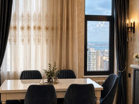 3 otaqlı yeni tikili - 28 May m. - 145 m²