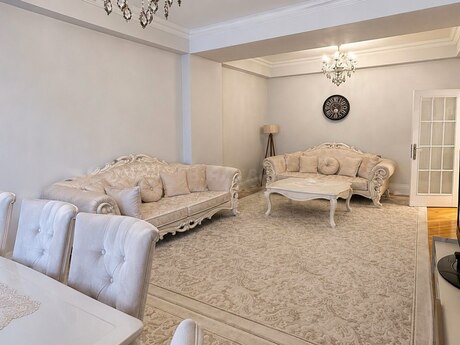 3 otaqlı yeni tikili - Elmlər Akademiyası m. - 165 m²