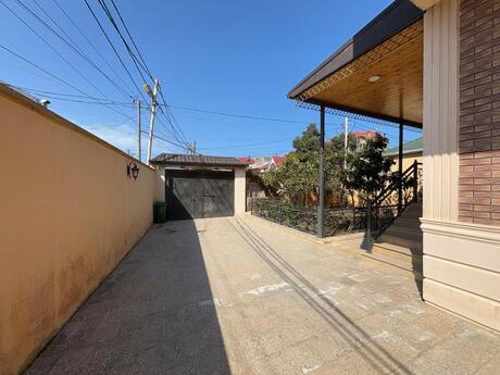 5 otaqlı həyət evi/bağ evi - Novxanı q. - 250 m²