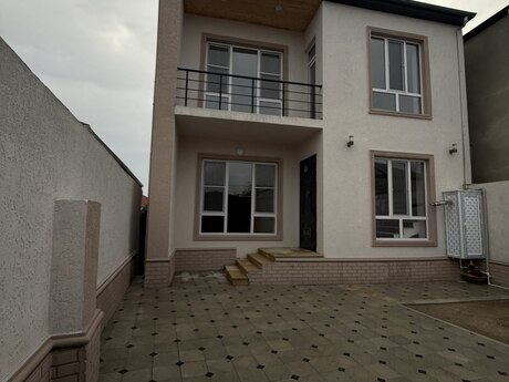 4 otaqlı həyət evi/bağ evi - Binə q. - 130 m²