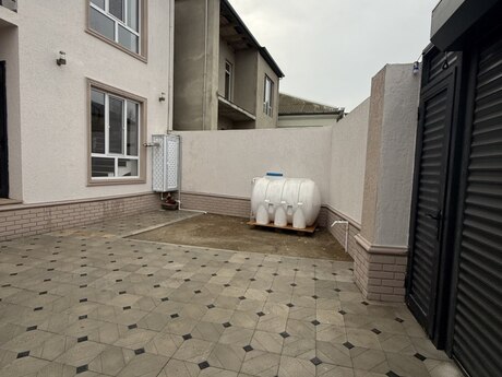 4 otaqlı həyət evi/bağ evi - Binə q. - 130 m²