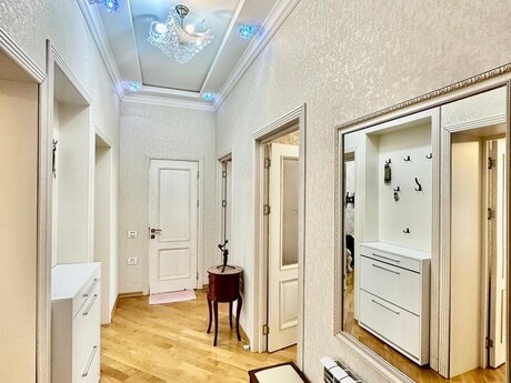 3 otaqlı köhnə tikili - Nəsimi r. - 100 m²