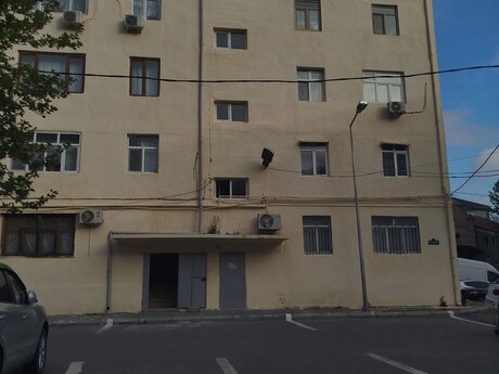 4 otaqlı köhnə tikili - Avtovağzal m. - 75 m²