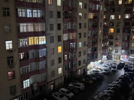 3-комн. новостройка - м. Иншаатчылар - 105 м²