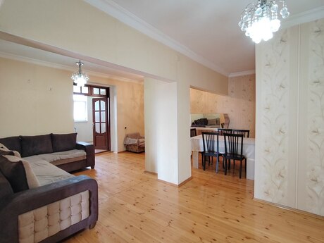 4 otaqlı köhnə tikili - Həzi Aslanov m. - 120 m²