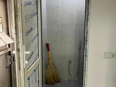 Obyekt - İnşaatçılar m. - 120 m²