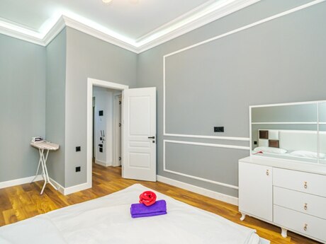 3 otaqlı köhnə tikili - Sahil m. - 88 m²