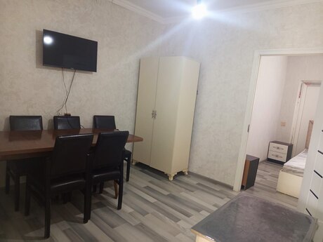 2 otaqlı həyət evi/bağ evi - Biləcəri q. - 47 m²