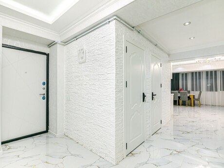 3 otaqlı köhnə tikili - 28 May m. - 82 m²
