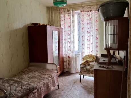 3 otaqlı köhnə tikili - Həzi Aslanov m. - 75 m²