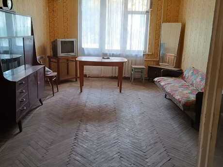 3 otaqlı köhnə tikili - Həzi Aslanov m. - 75 m²