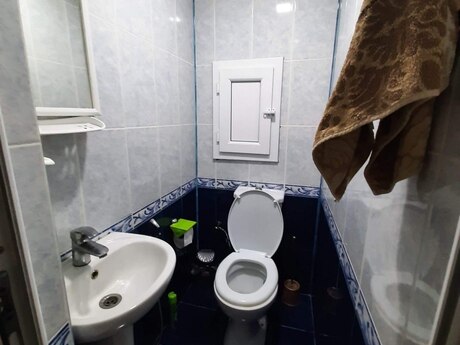 3 otaqlı köhnə tikili - Neftçilər m. - 85 m²