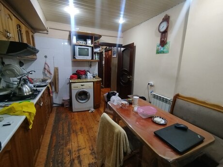 2 otaqlı köhnə tikili - Bakıxanov q. - 60 m²