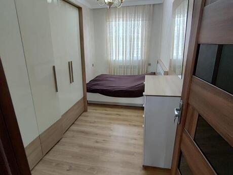 2 otaqlı köhnə tikili - Memar Əcəmi m. - 55 m²
