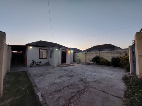 3 otaqlı həyət evi/bağ evi - Hövsan q. - 100 m²