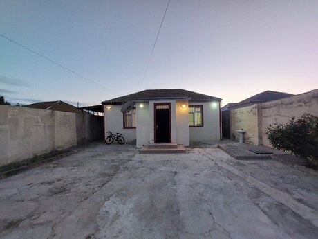 3 otaqlı həyət evi/bağ evi - Hövsan q. - 100 m²