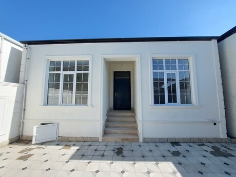 4 otaqlı həyət evi/bağ evi - Binə q. - 100 m²